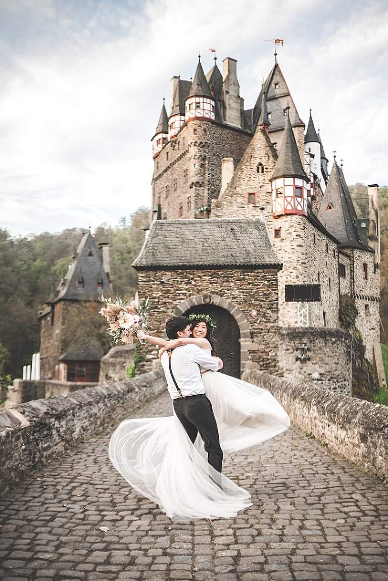 elope in Europe, adventure wedding, German castles, German photographer, micro wedding, burg Eltz, places to get married in Germany, how to elope, 